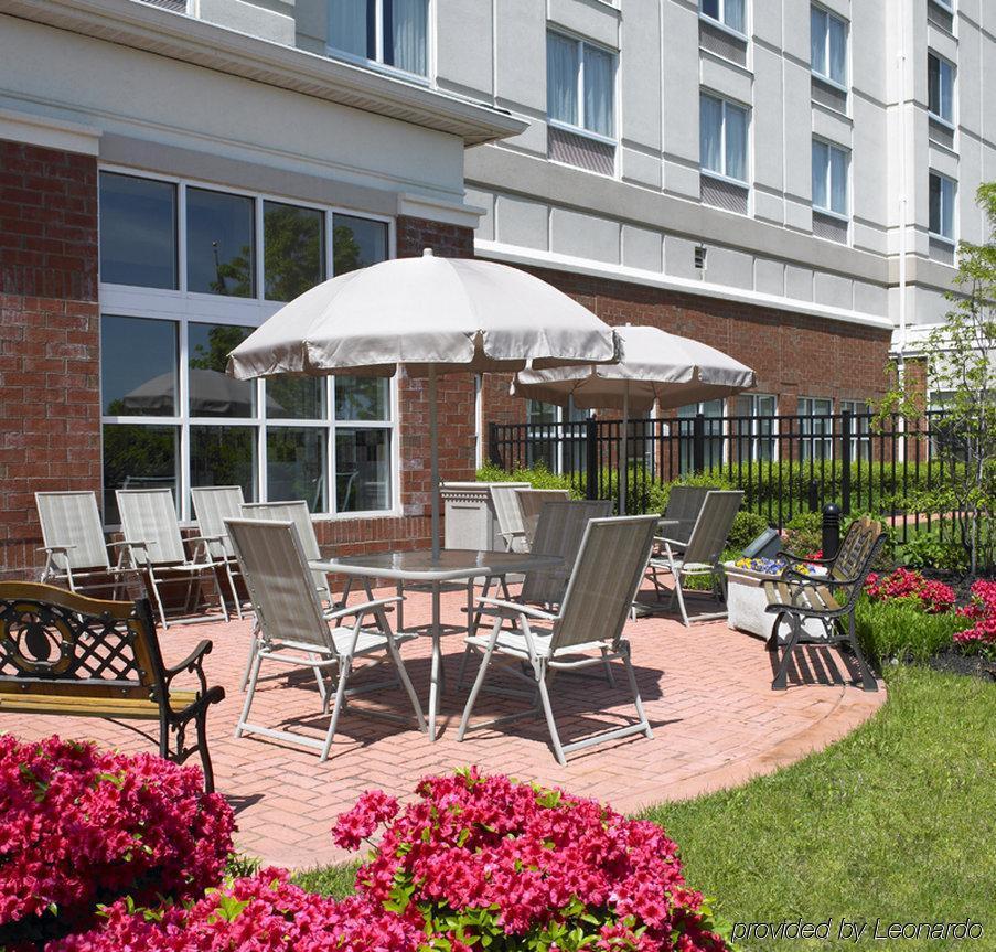 Hilton Garden Inn Edison/Raritan Center Restaurant photo